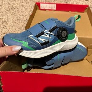 New Balance Kids Sneakers in Blue and Green